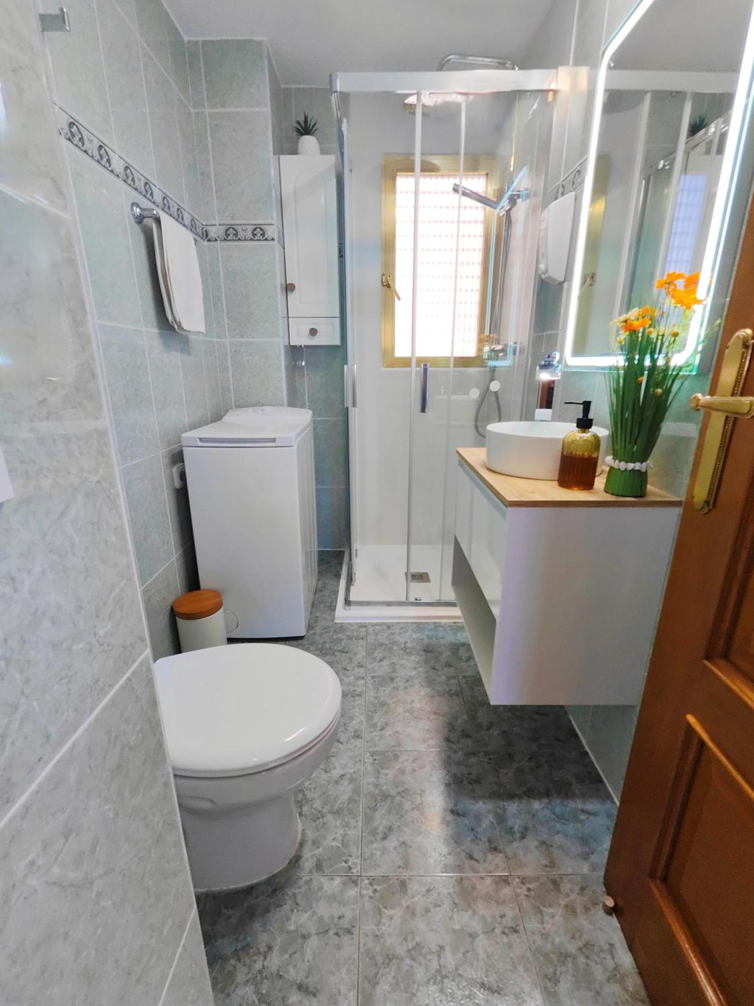 Acuarium Lux Apartment Benidorm Bagian luar foto
