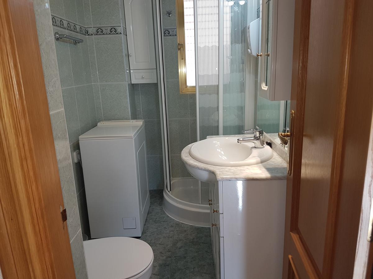 Acuarium Lux Apartment Benidorm Bagian luar foto